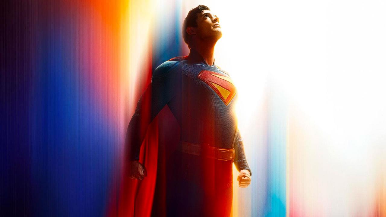 Il nuovo “Superman” affronta il box office estivo