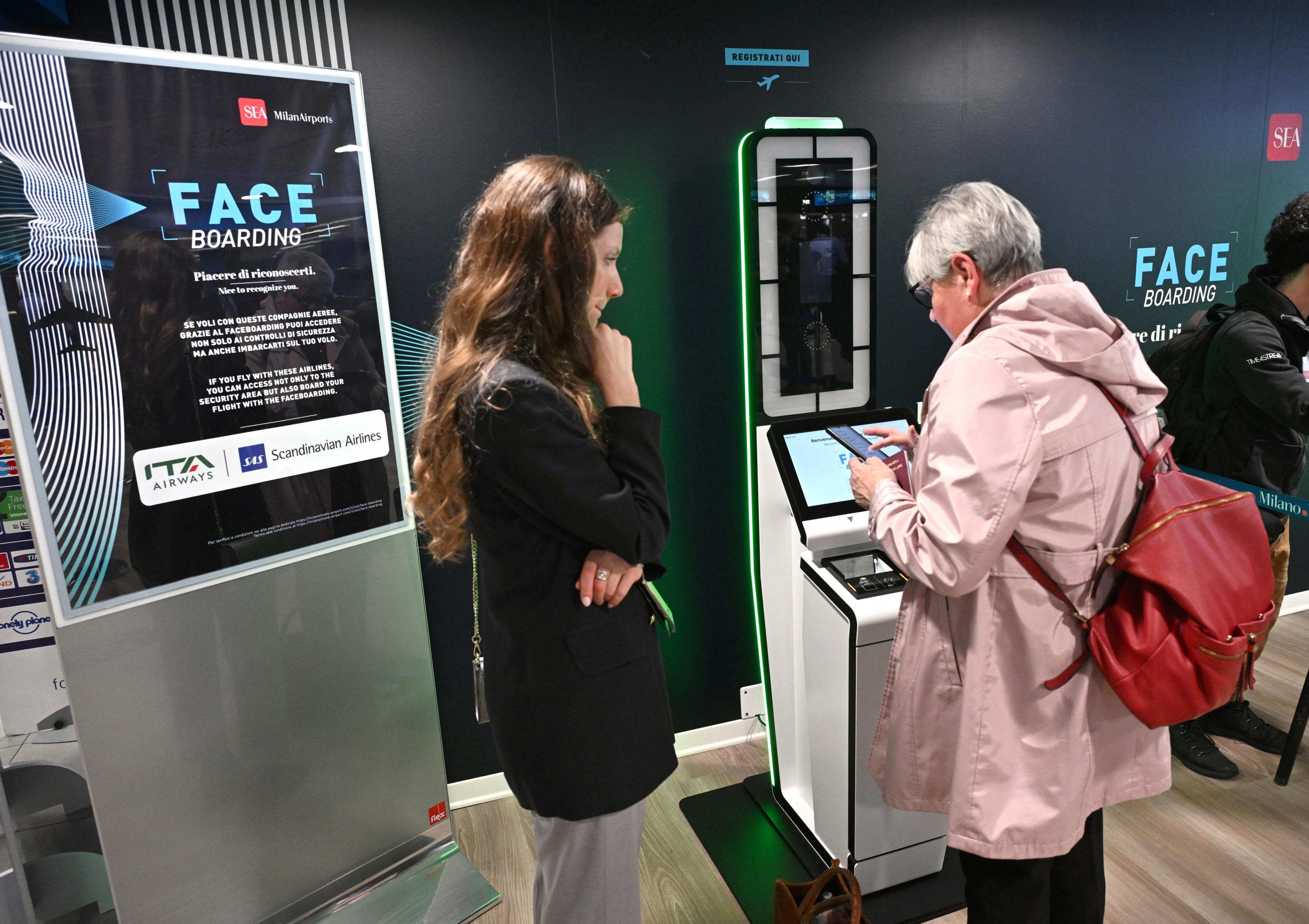 In aereo come in treno: stop al documento al gate