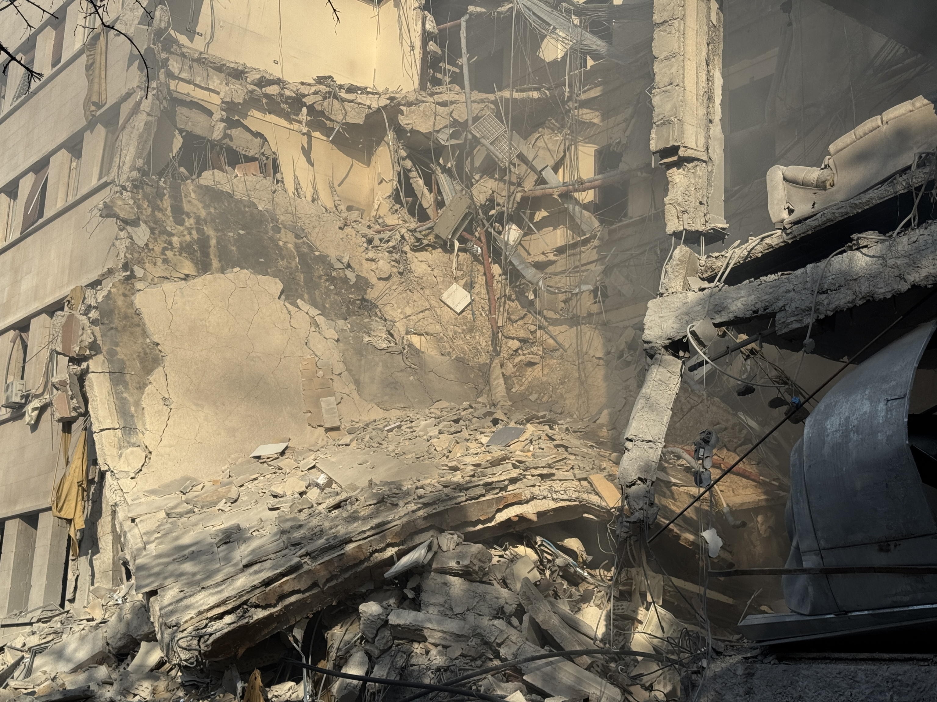 Israele colpisce Damasco, esercito si ritira da Sweida