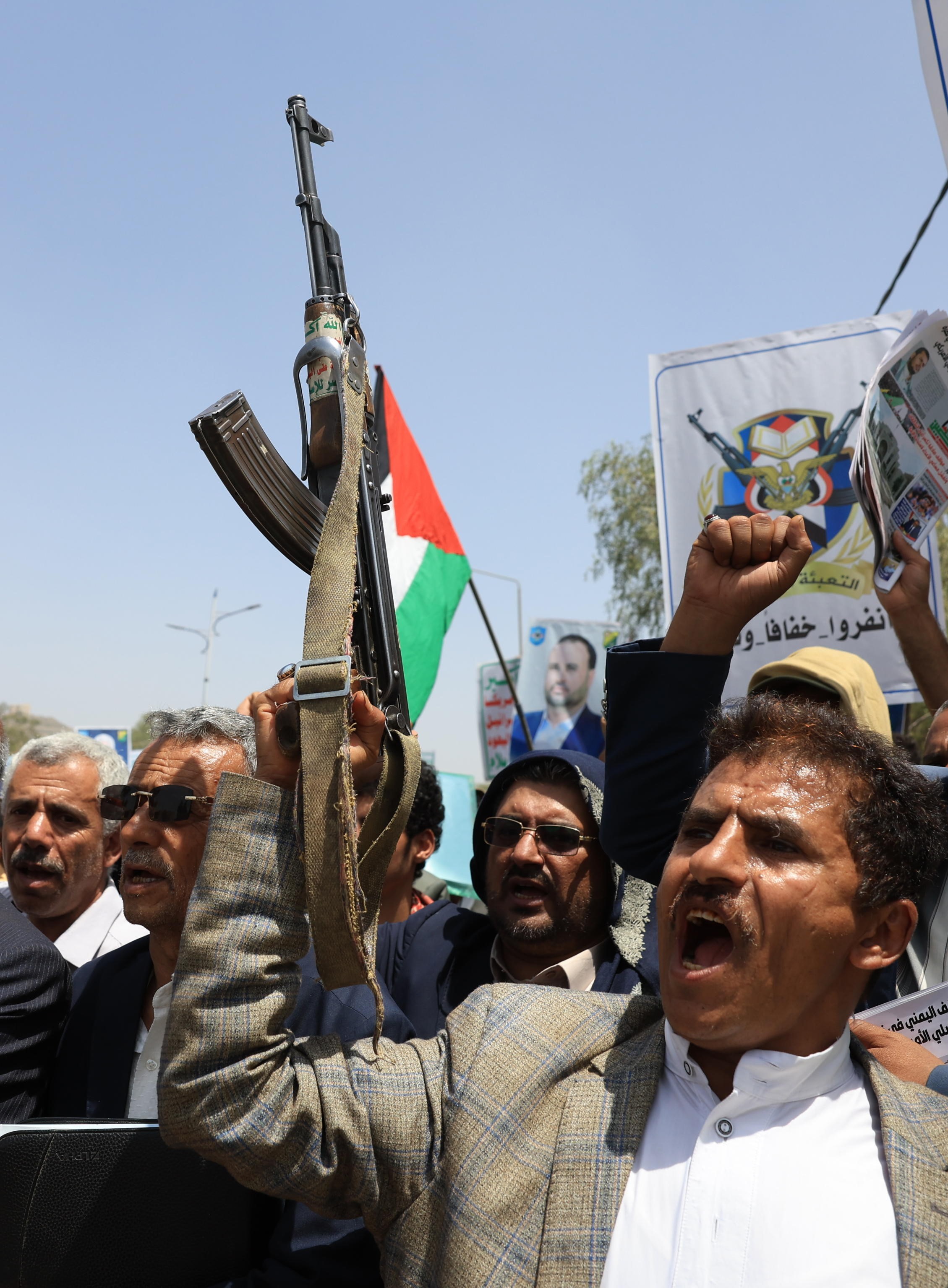 Riconoscere la Palestina, moda e soprattutto mania