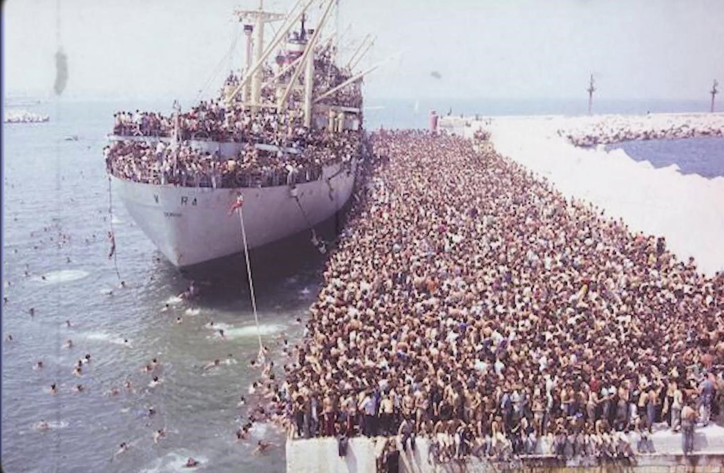 Bari e la Vlora: la storia di un’umanità che non si arrende