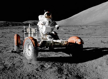 Stati Uniti e Cina si sfidano sul suolo lunare