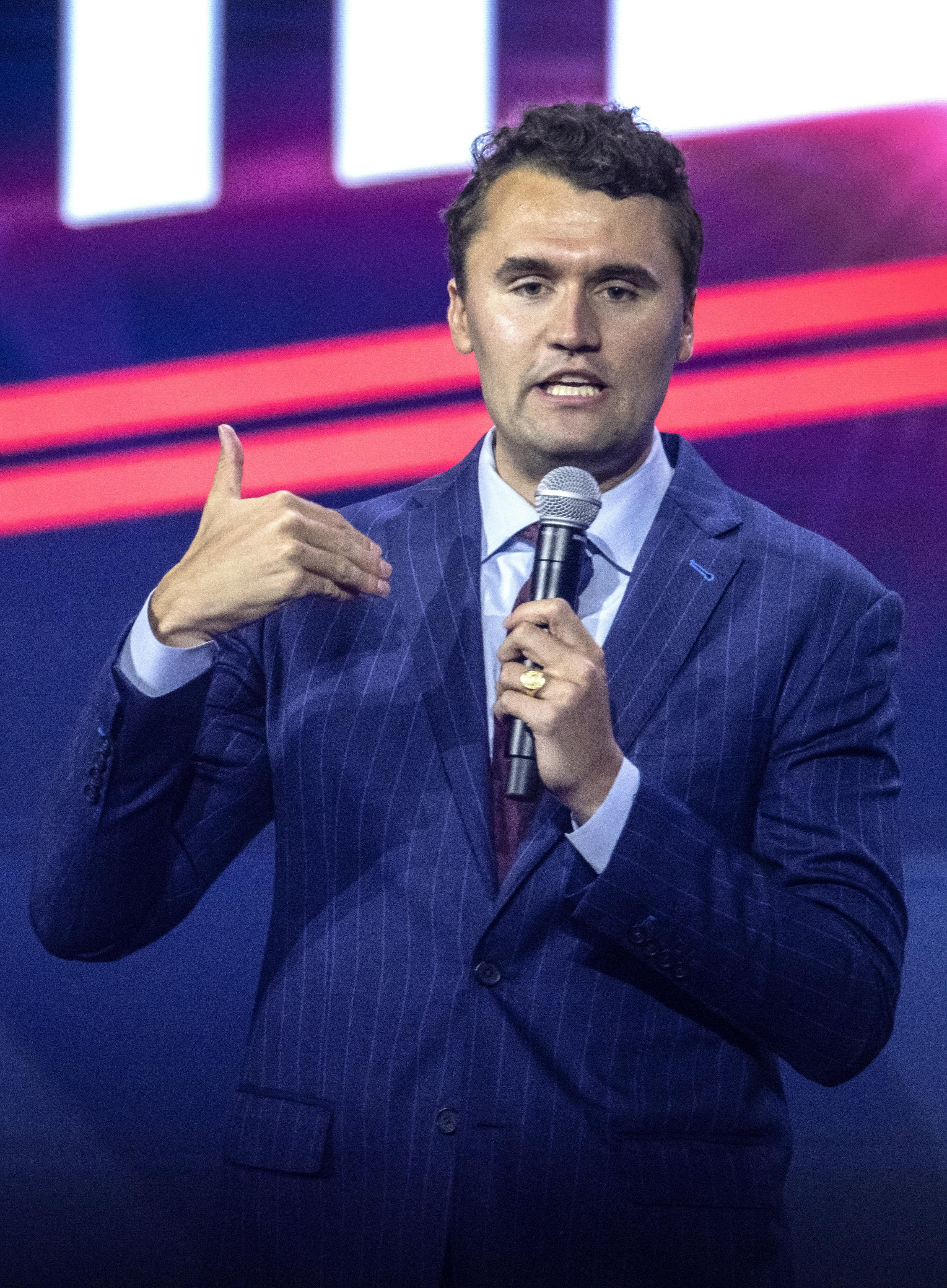 Ucciso Charlie Kirk: colpito da un proiettile alla gola