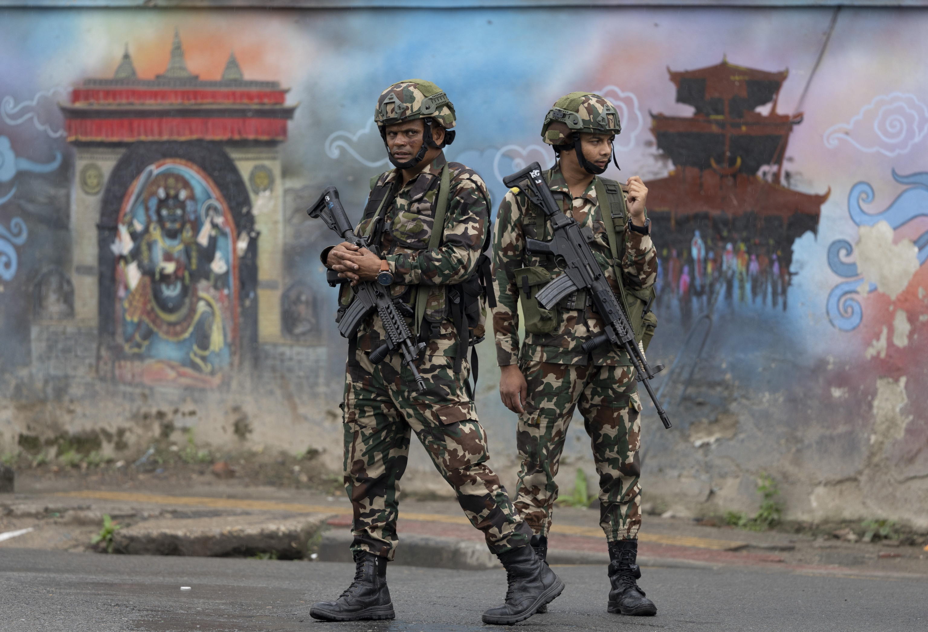 Caos in Nepal: scatta il coprifuoco