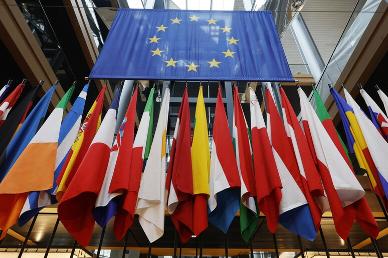 #Albait. Attacco all’Europa