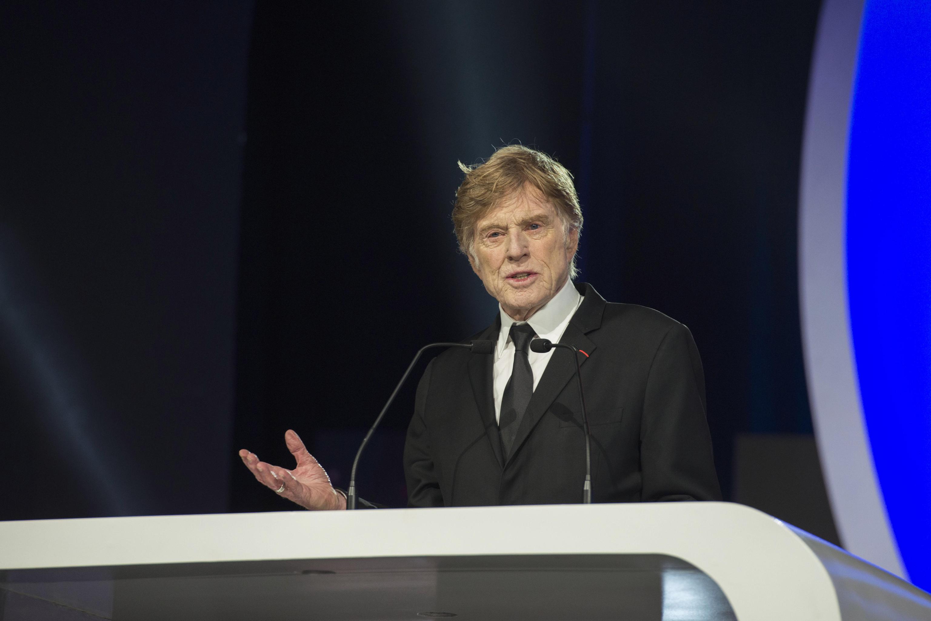 Redford, omaggio all’antidivo: da Trump a Meryl Streep