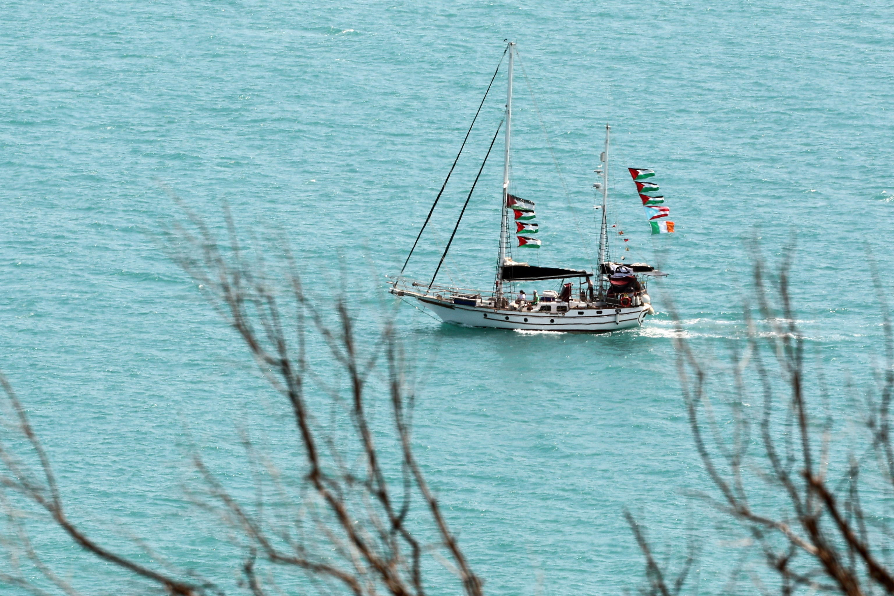 La Flotilla entra nella zona a rischio