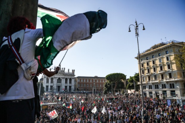 I pro-Pal votano? Politica e Sentiment