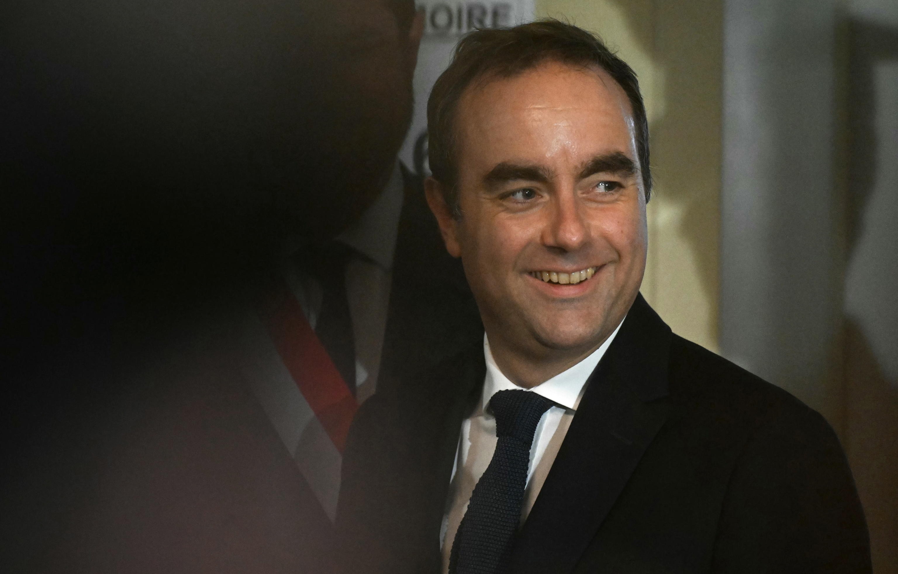 Lecornu porta il bis: opposizioni vogliono la sfiducia