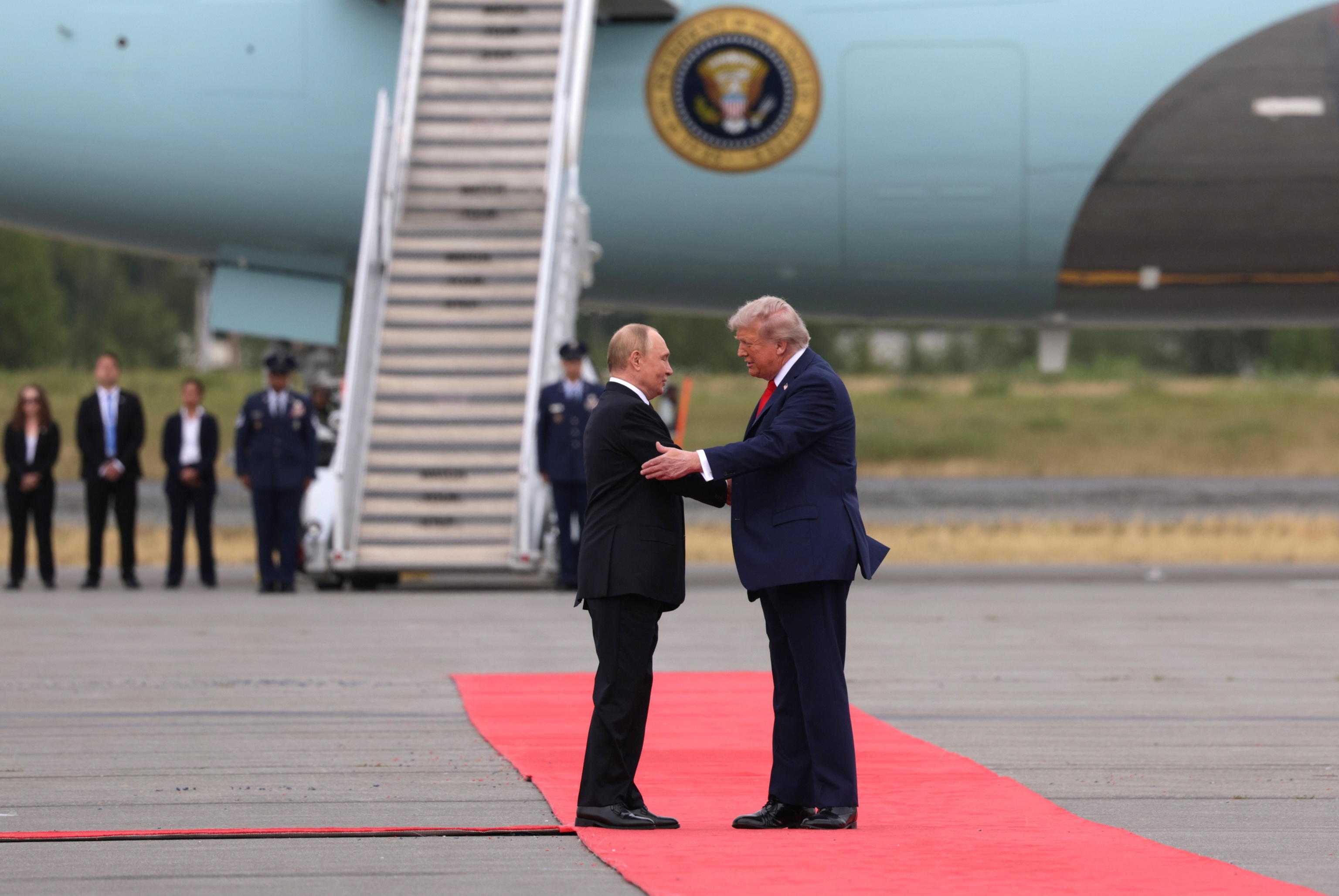 Il Cremlino conferma: il vertice Putin-Trump si farà