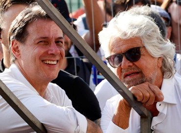 M5s, Grillo riattiva il dominio del sito web originario