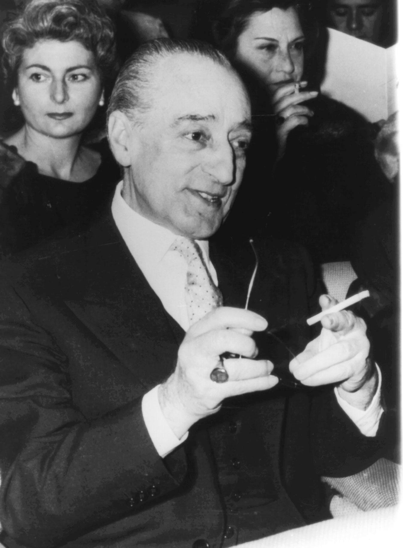 Antonio De Curtis (Totò): la dignità del sorriso oltre la sofferenza