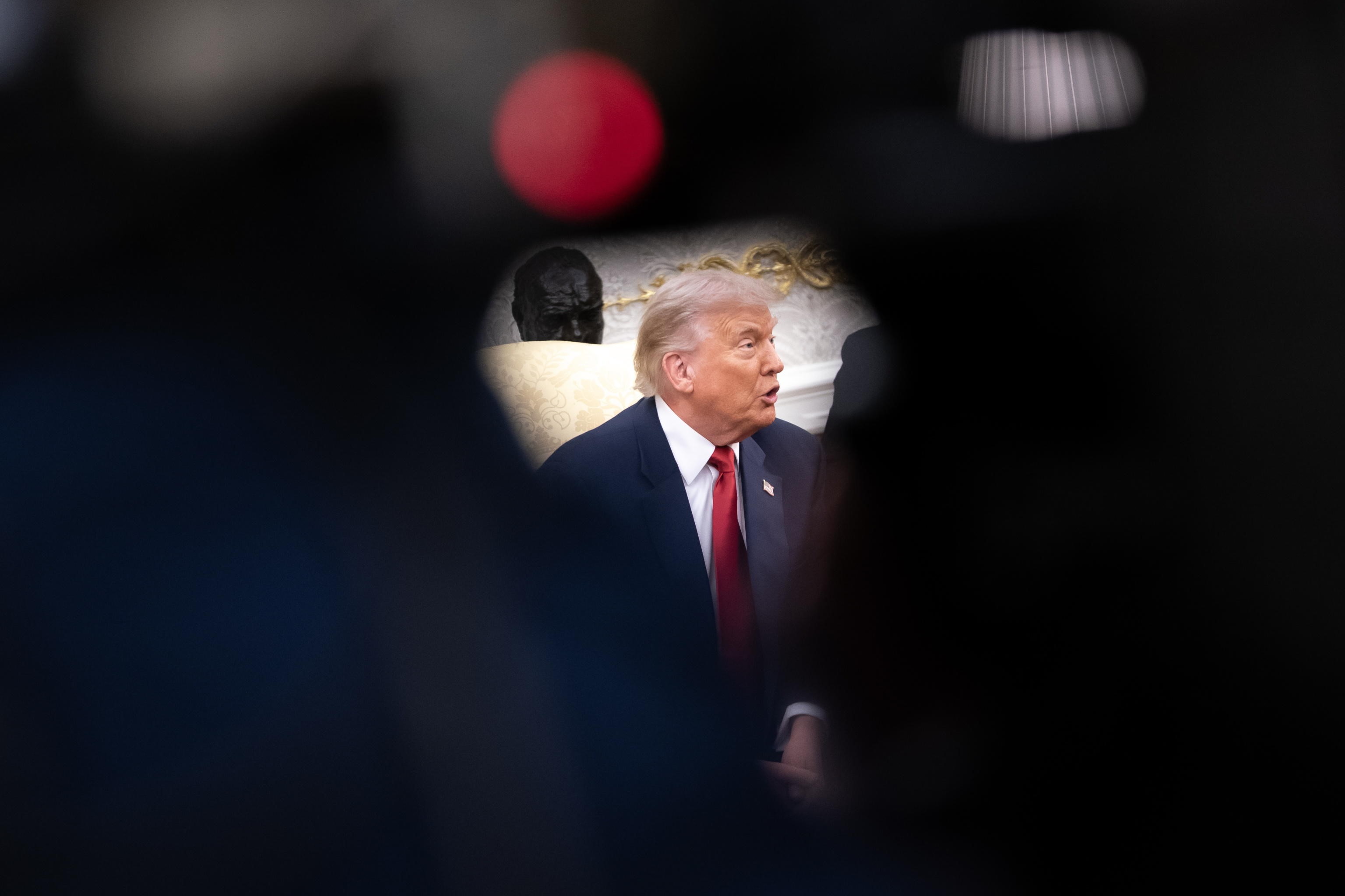 Finire la guerra è possibile: il piano di Trump per Kiev