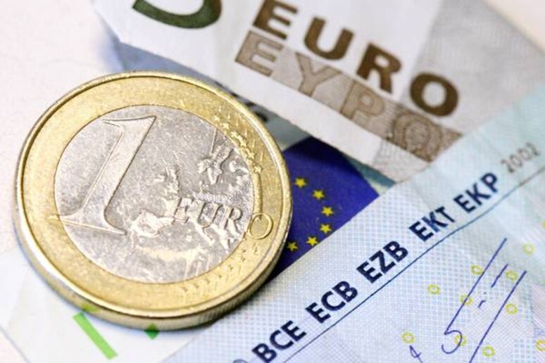  Il mondo multipolare e il fallimento dell’euro