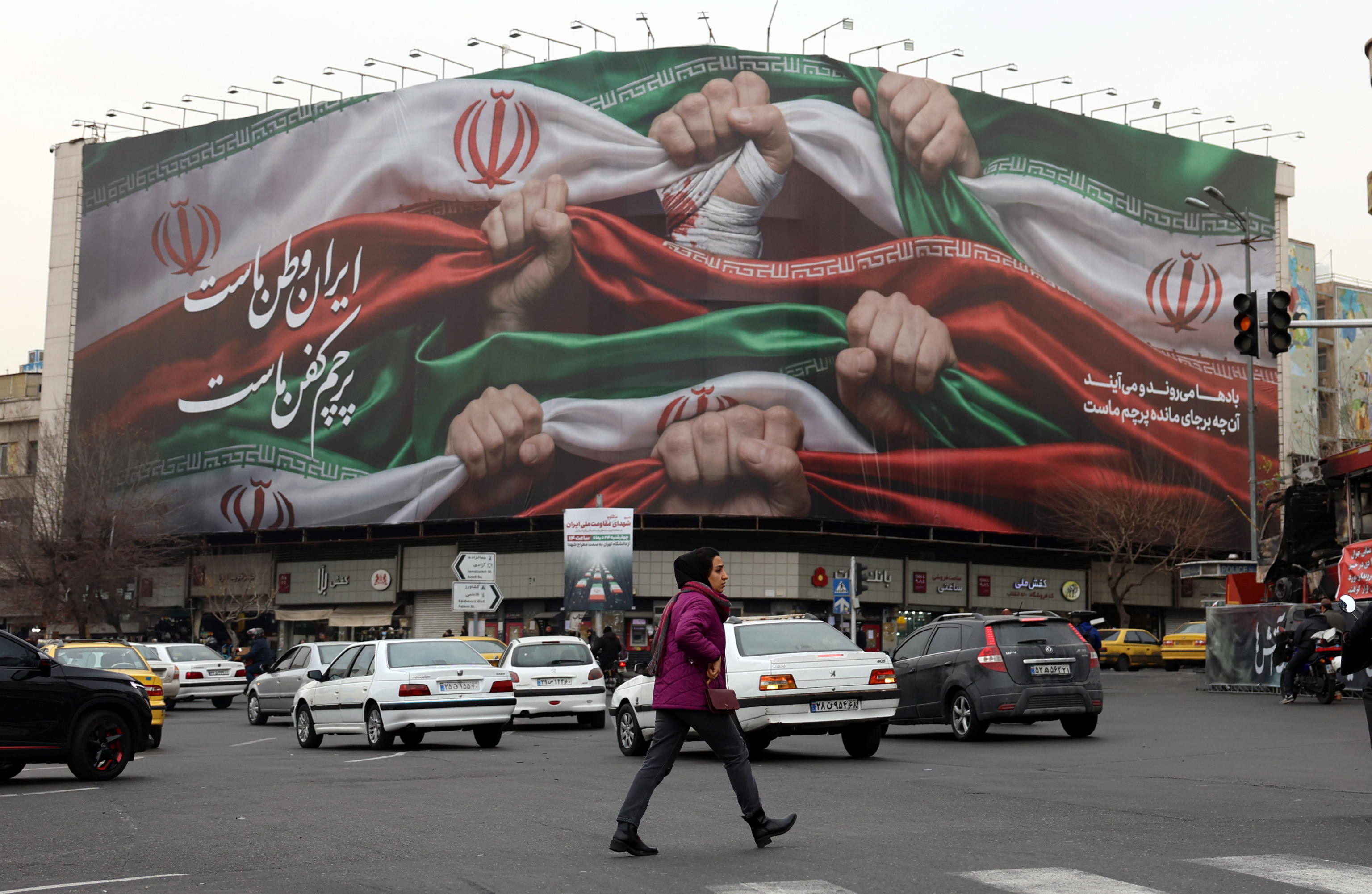 Massacro in Iran, si stimano 12mila vittime