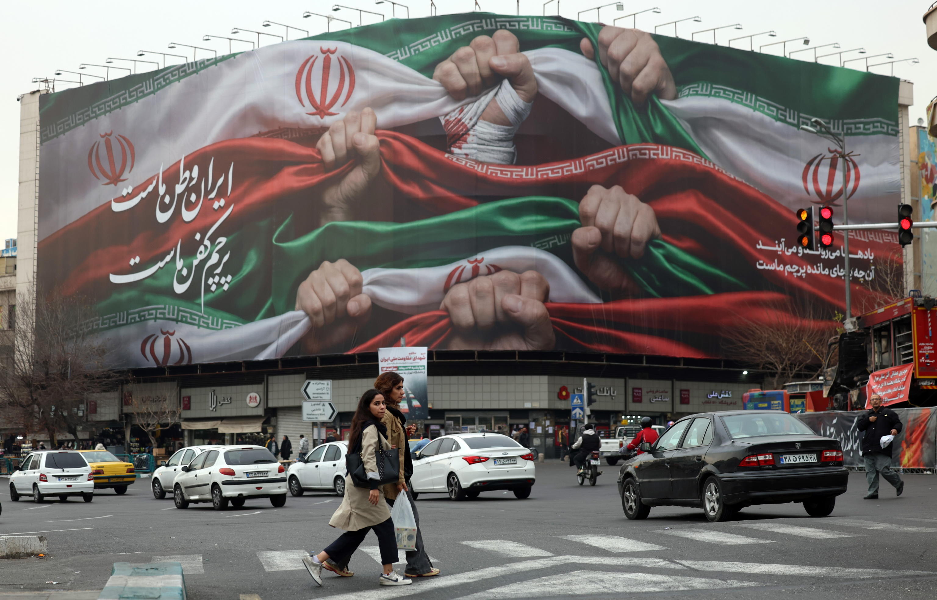 Morire per Teheran? Rughe di regime