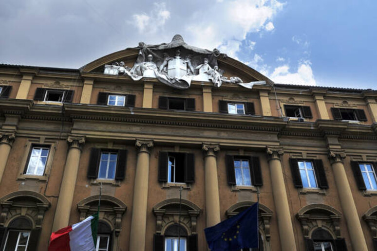 Il paradosso italiano 