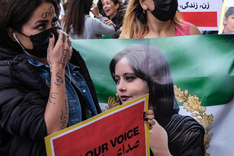 Tutti i crimini di un regime in fuga 