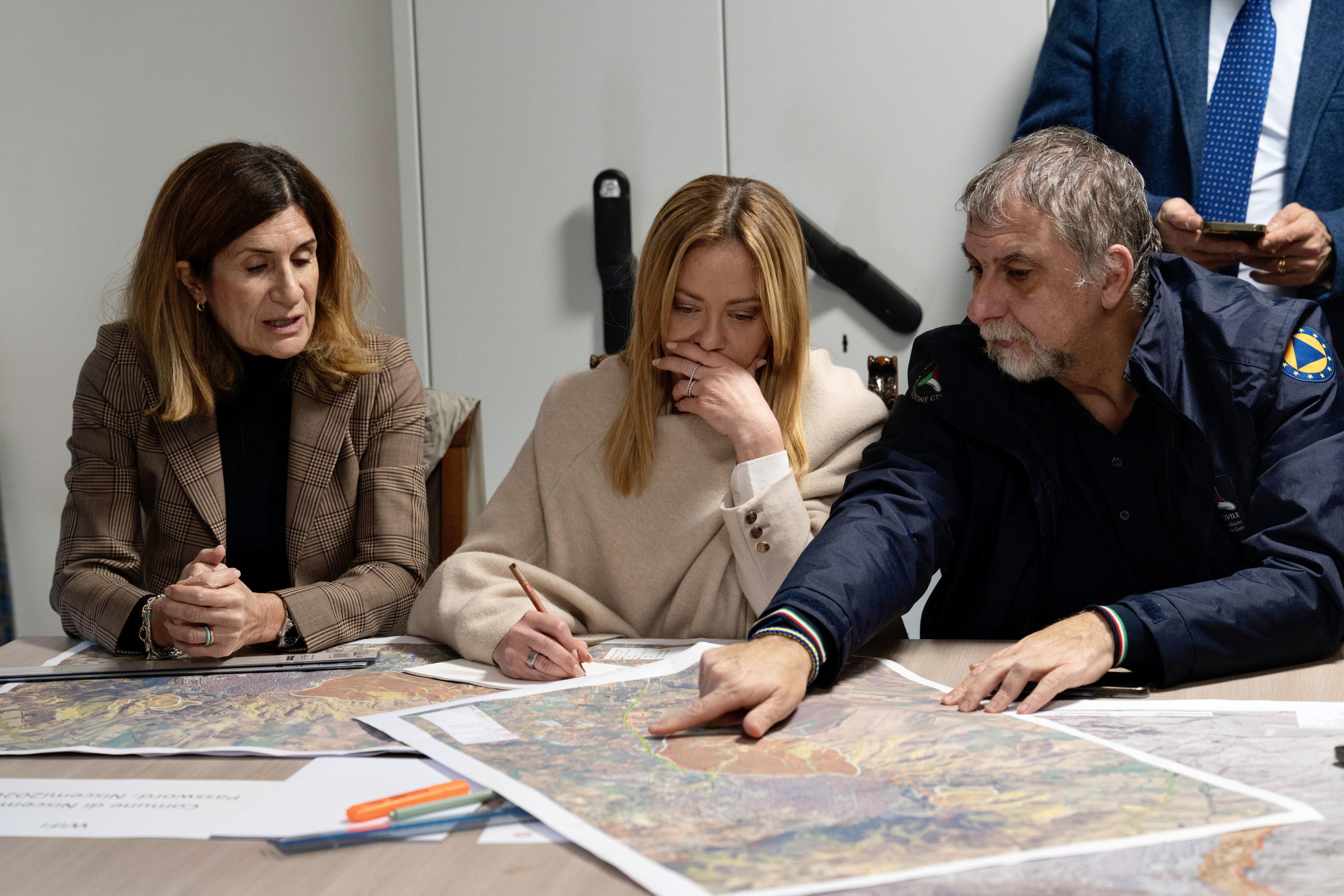 Meloni: “A Niscemi non si ripeterà il 1997, agiremo celermente”