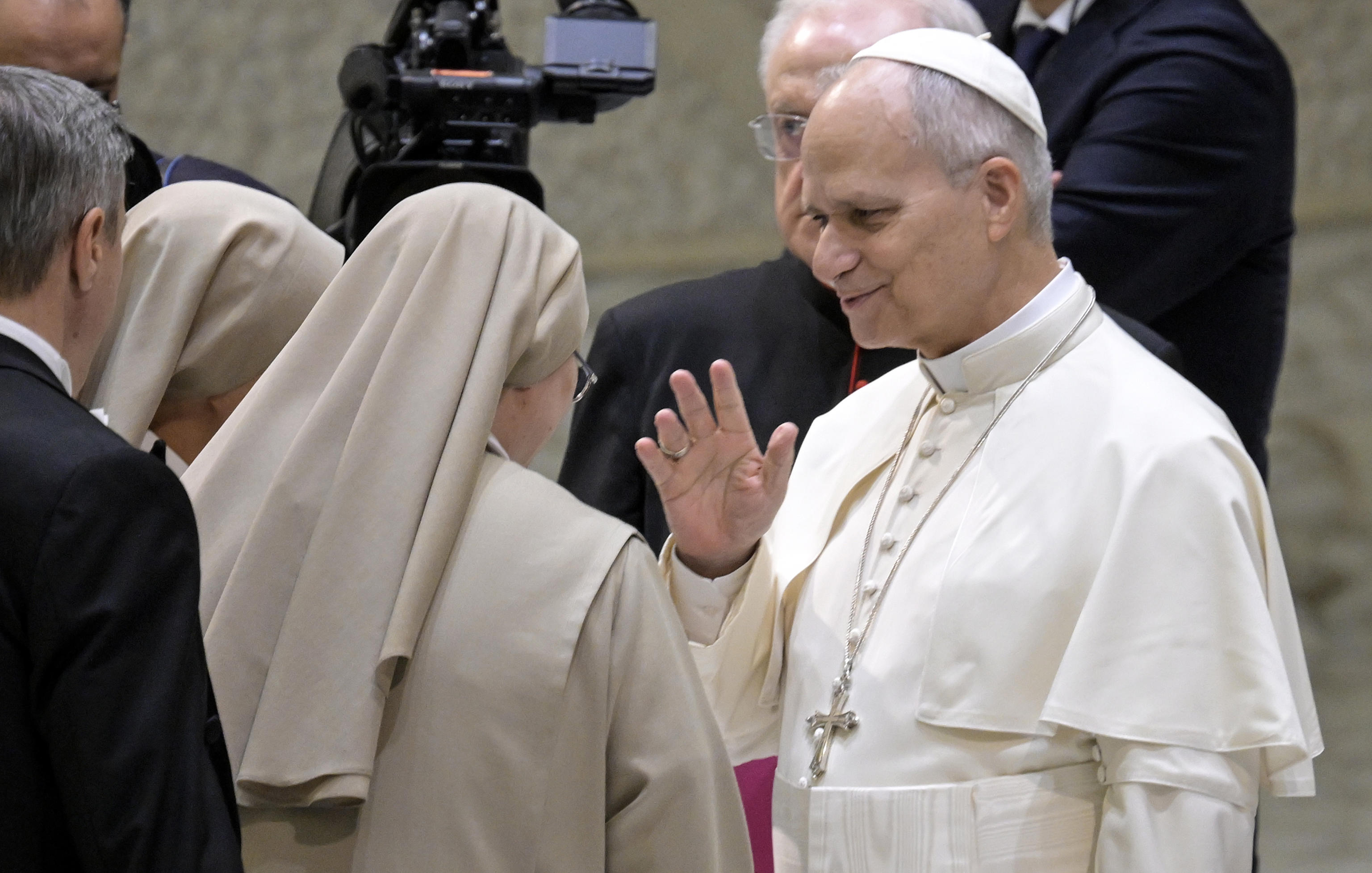 Papa Leone: “Mai più antisemitismo”