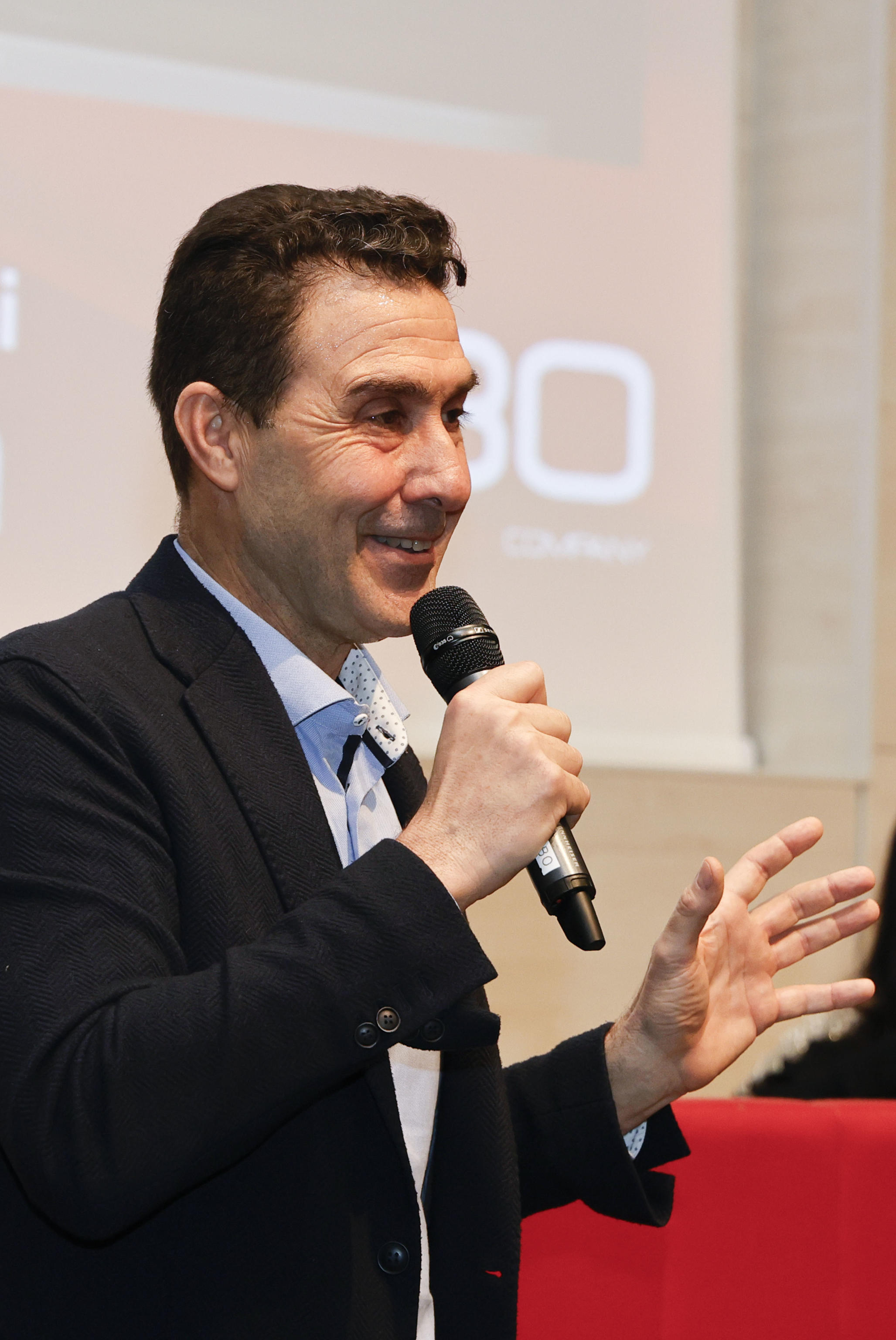 Vannacci, un bluff che il centrodestra continua erroneamente ad alimentare