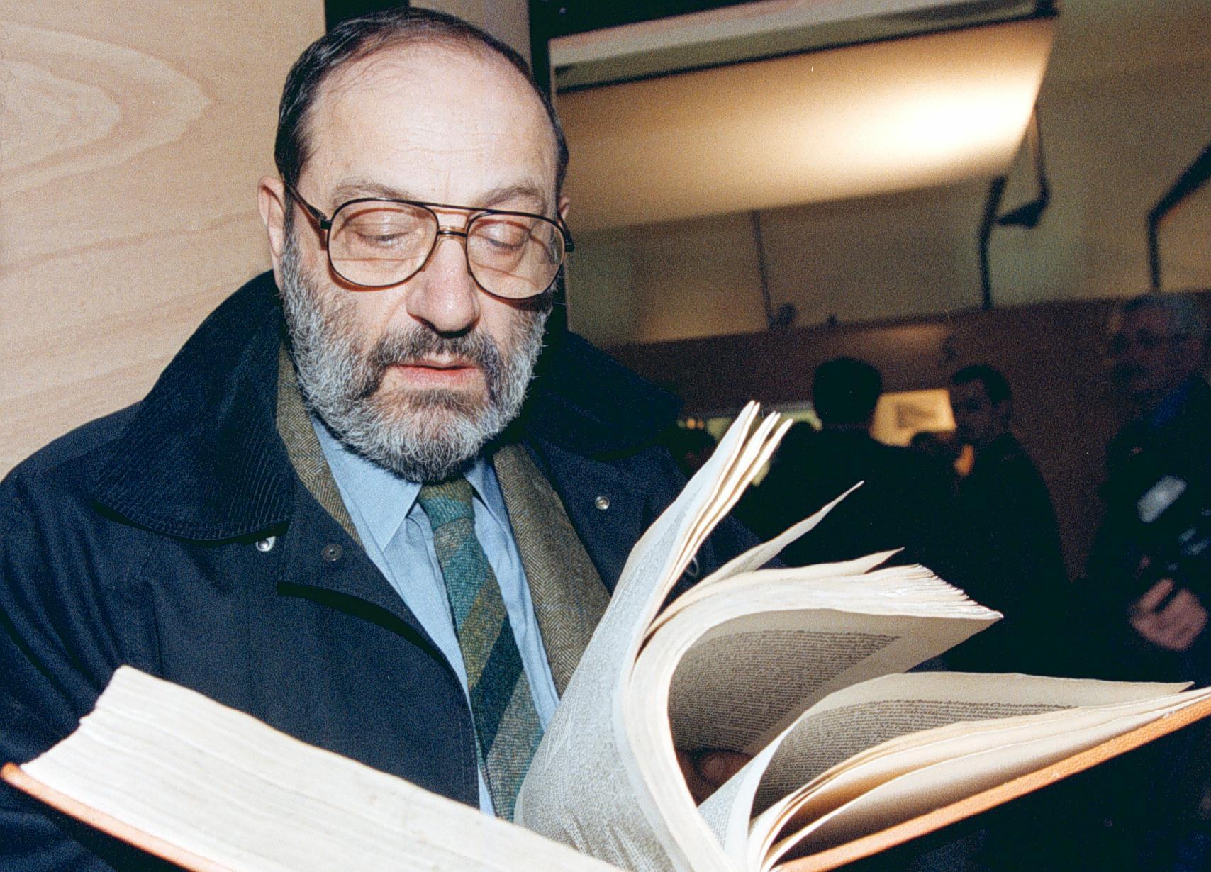 Umberto Eco, una maratona web celebra il semiologo
