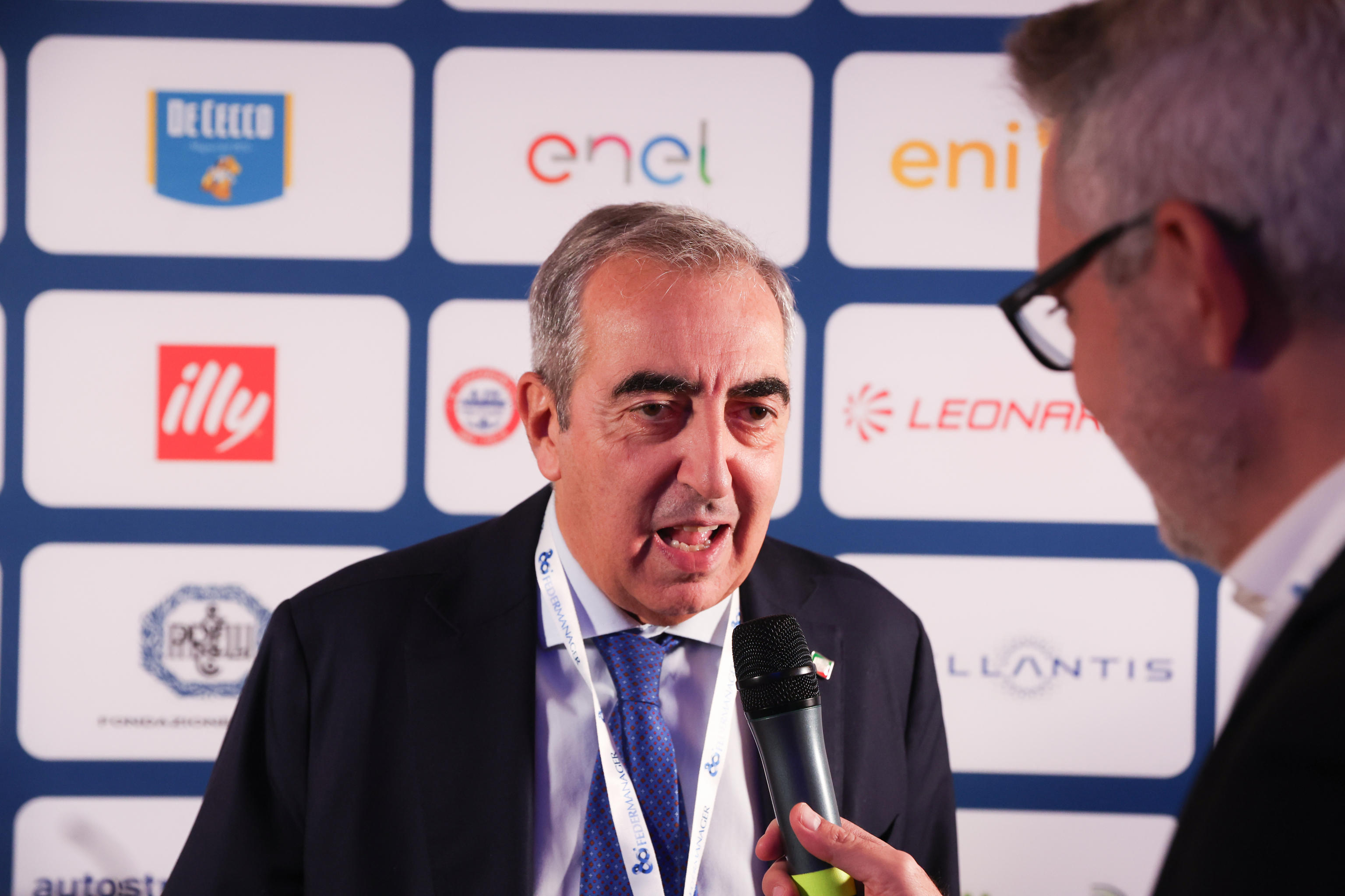 Gasparri: “Maggiore severità per immigrazione clandestina”