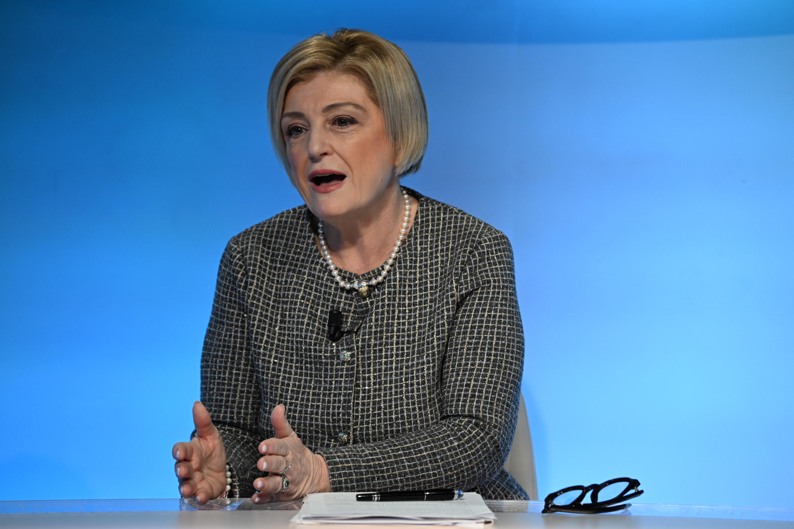 Calderone: “Credo molto di più nel congedo paritario che nel salario minimo”