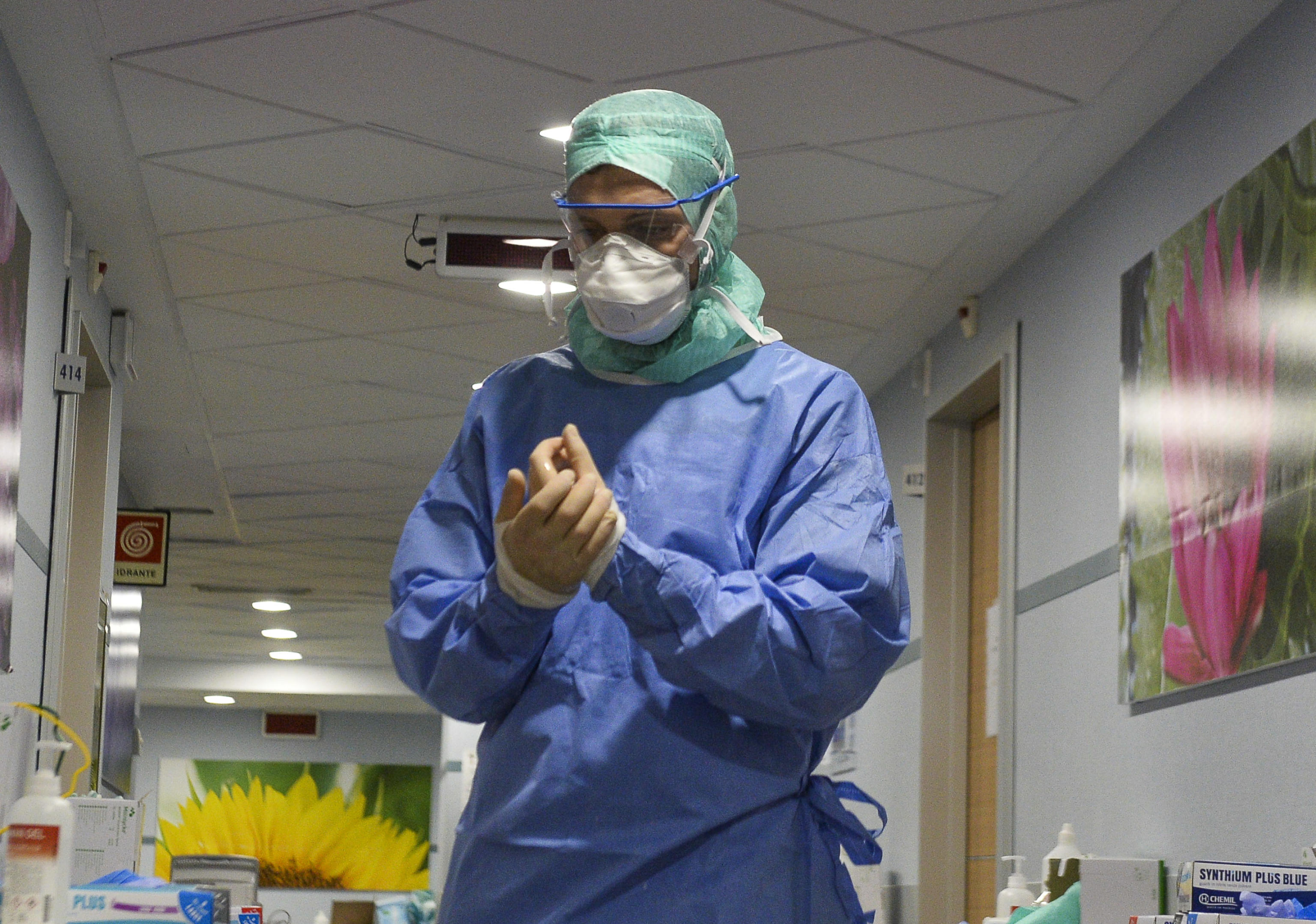 Chiudere di più, chiudere tutti?