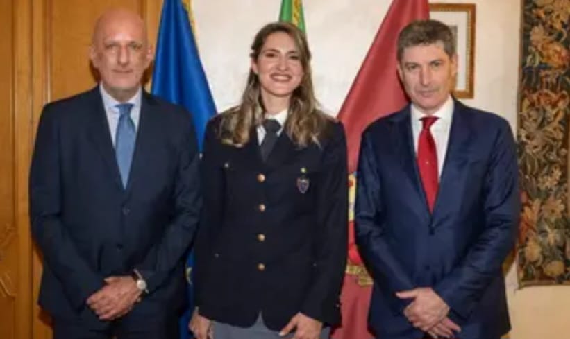 L’angelo sul cornicione: Alessia Cioffi e il coraggio dell’ascolto