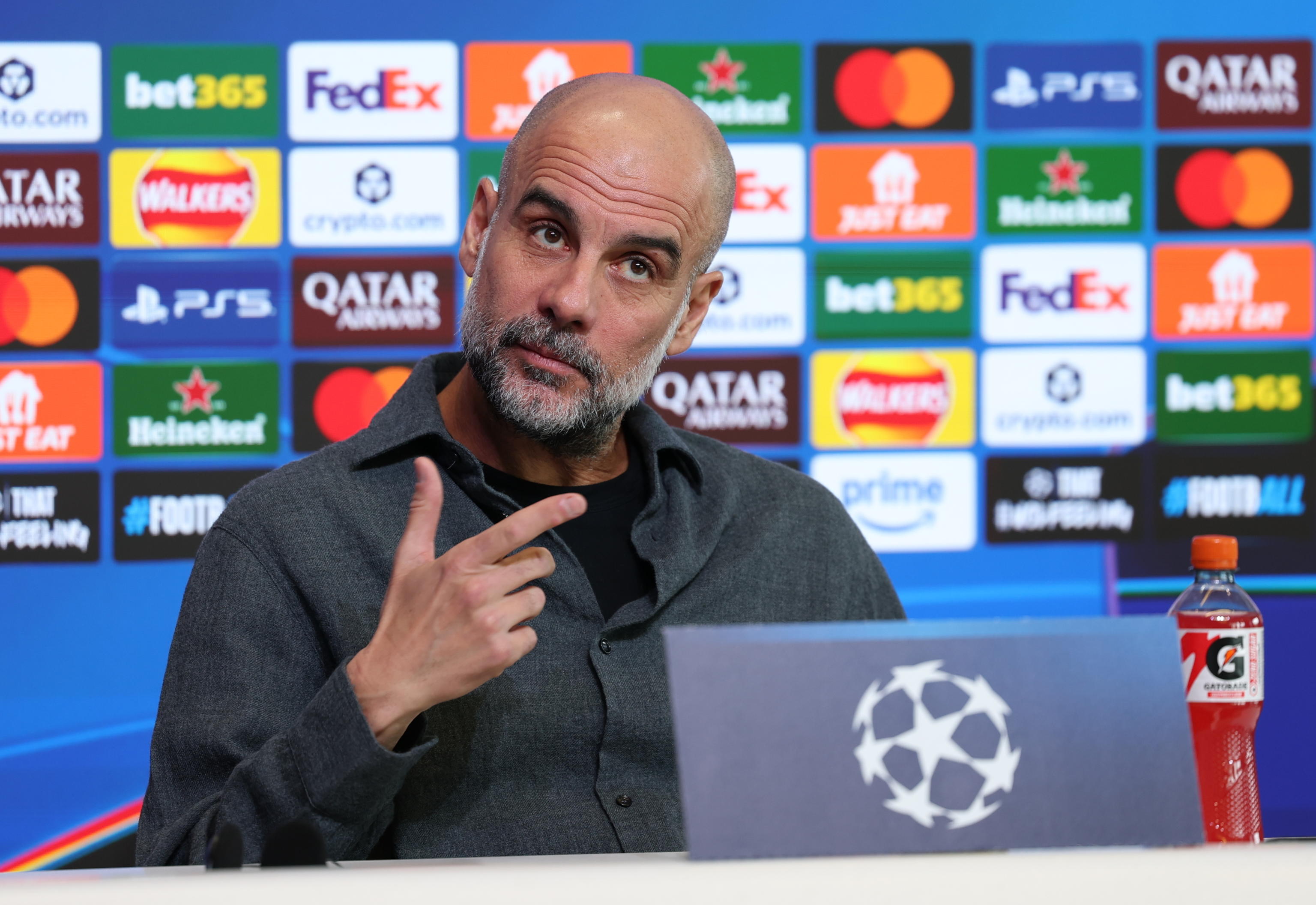 Visioni del mondo in campo verde