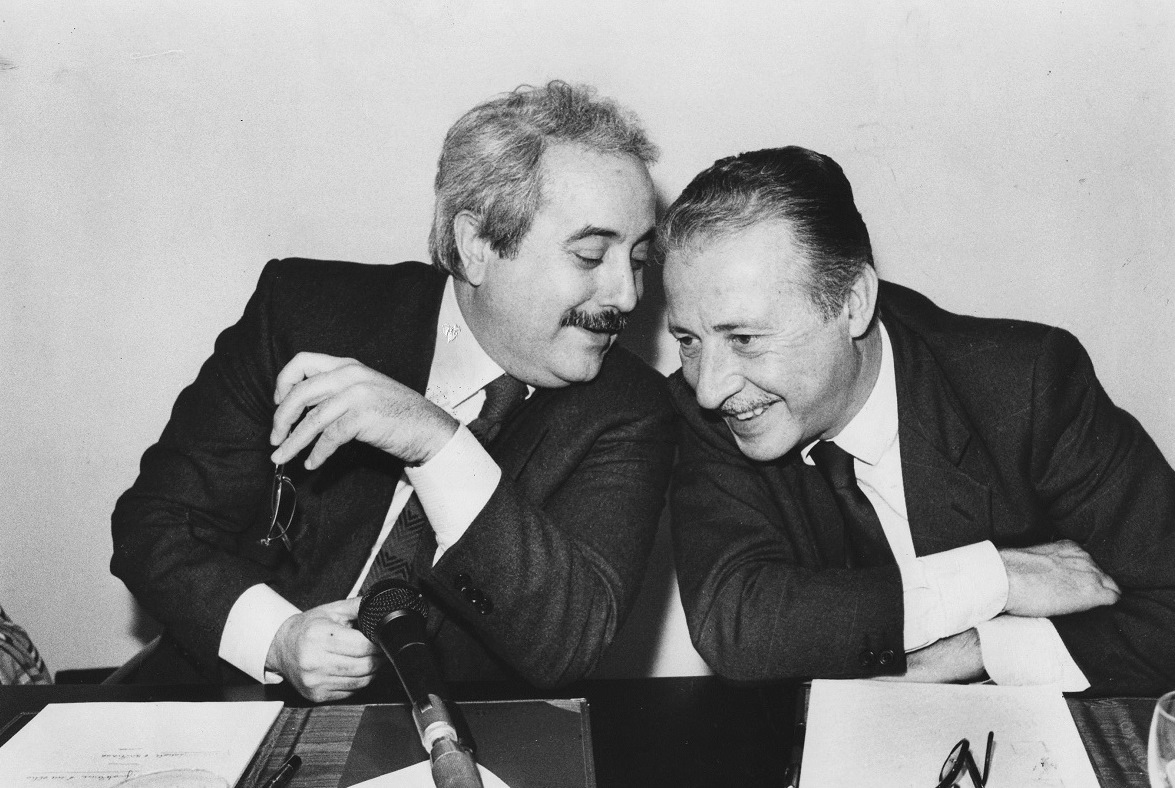 Il ballo dei traditori sulla memoria di Falcone e Borsellino