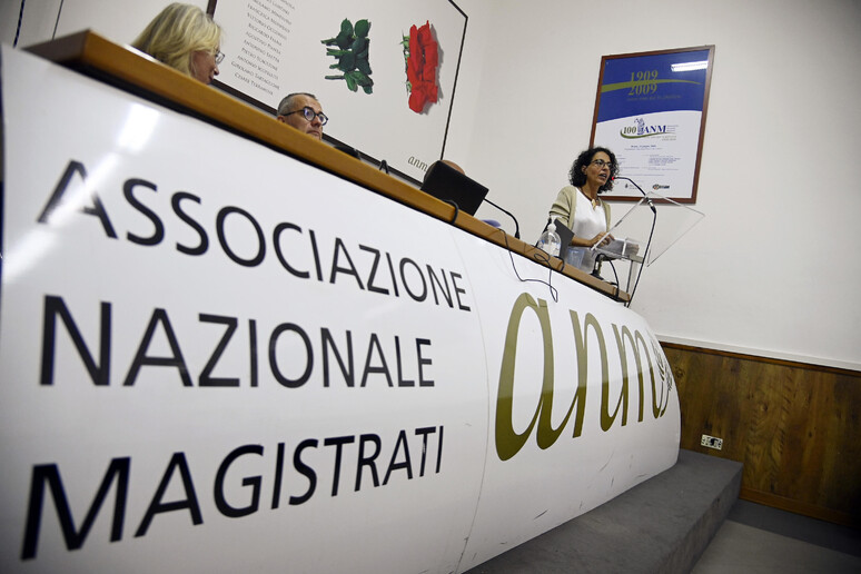 Nasce un nuovo partito: quello della magistratura