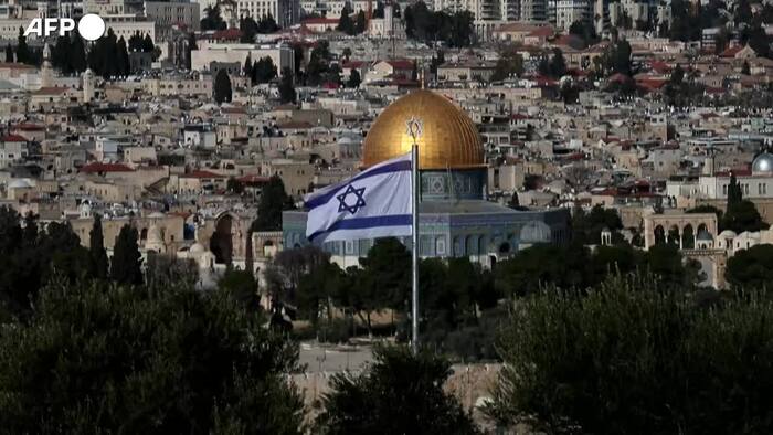 Diritto contro ideologia