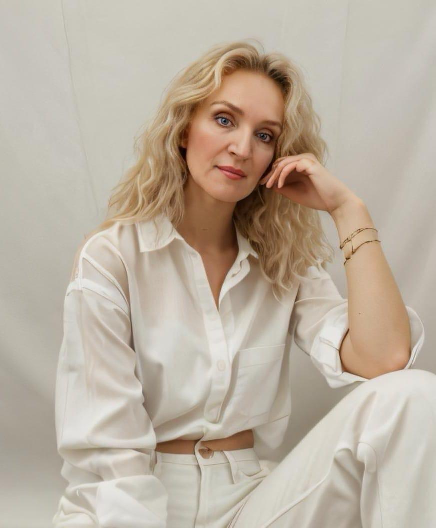 Olga Zdorenko, la pianista antiviolenza: “Con la musica classica educhiamo i giovani”