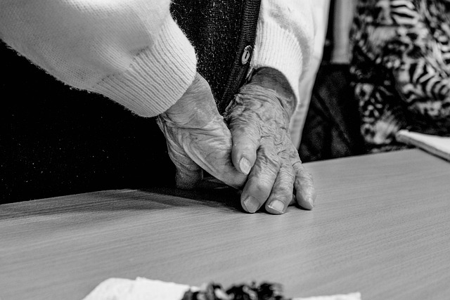 Accogliamo pure i maiali gerontofili