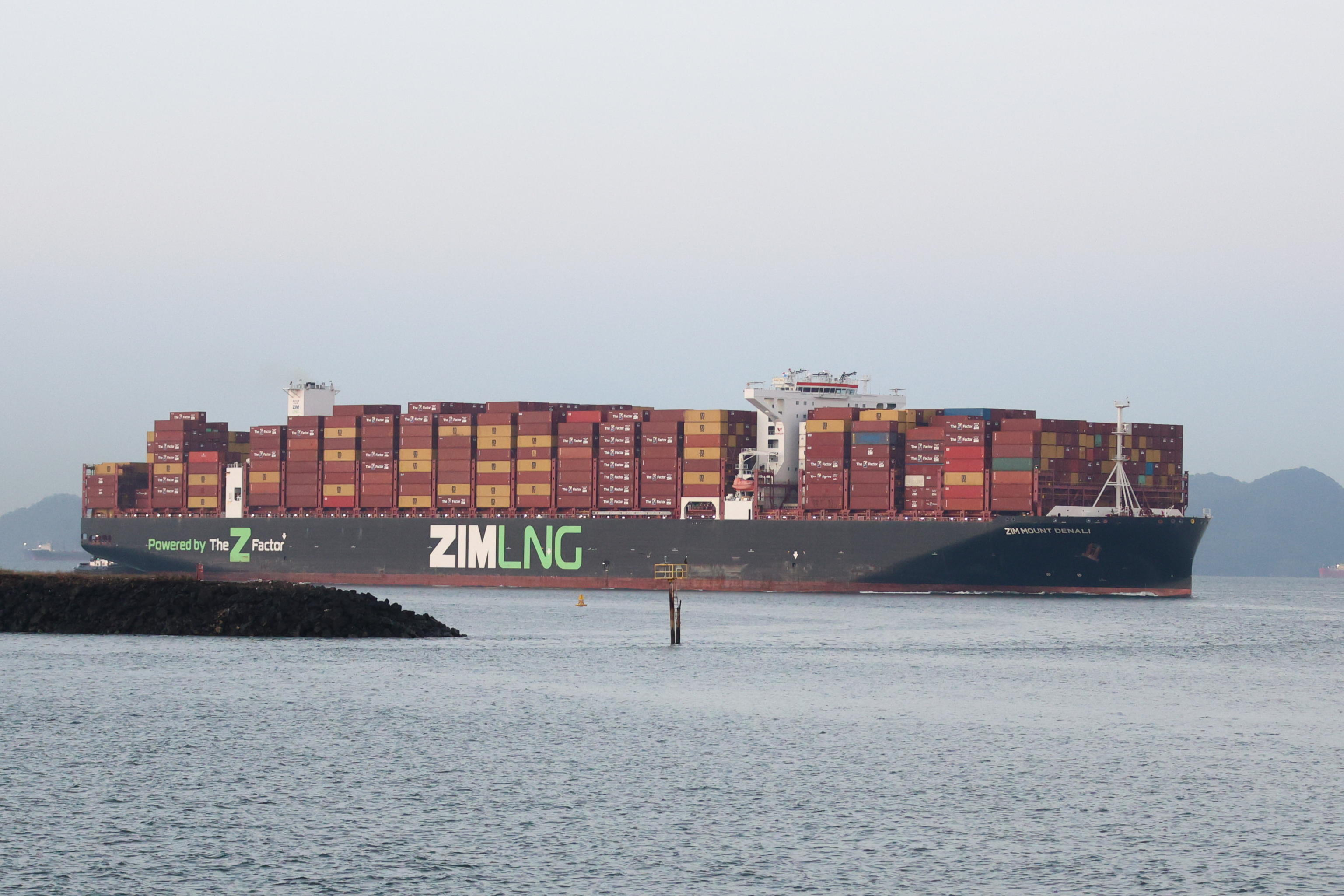 Trump: prepararsi a un blocco prolungato dell’Iran