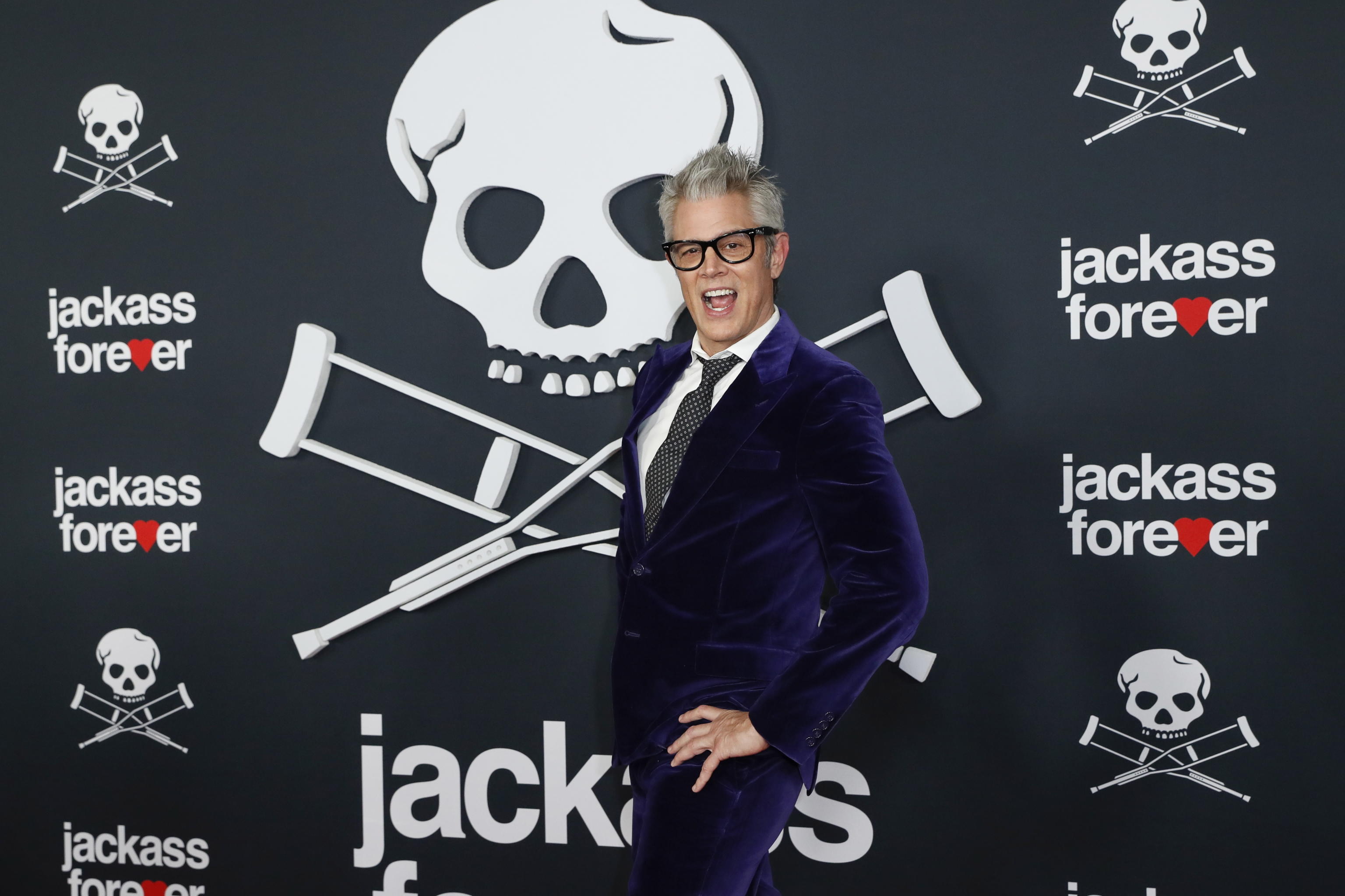Sottosuolo. “Corona”: dietro la sigla di Jackass