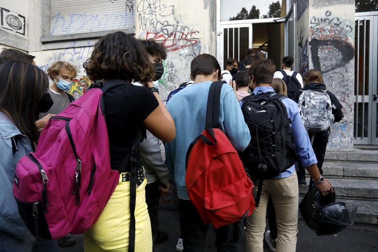 L’Italia agli italiani e il ritorno del “pensierocidio”