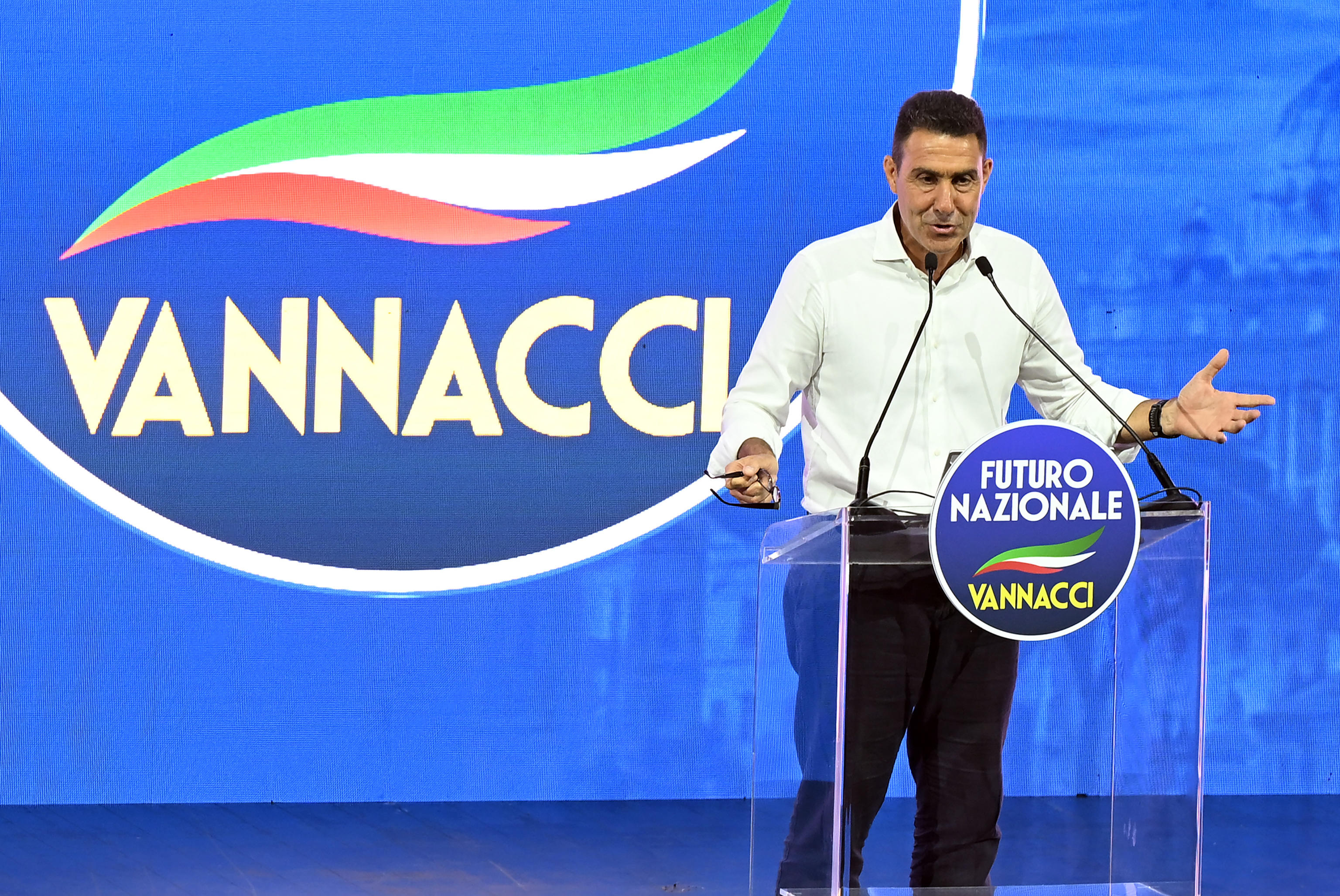 Meno male che ci sono i Roberto Vannacci