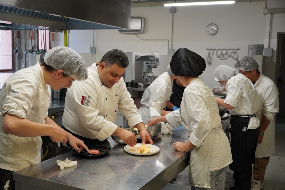 Cucina, tra innovazione e tradizione: un convegno all’Alberghiero di Pisa