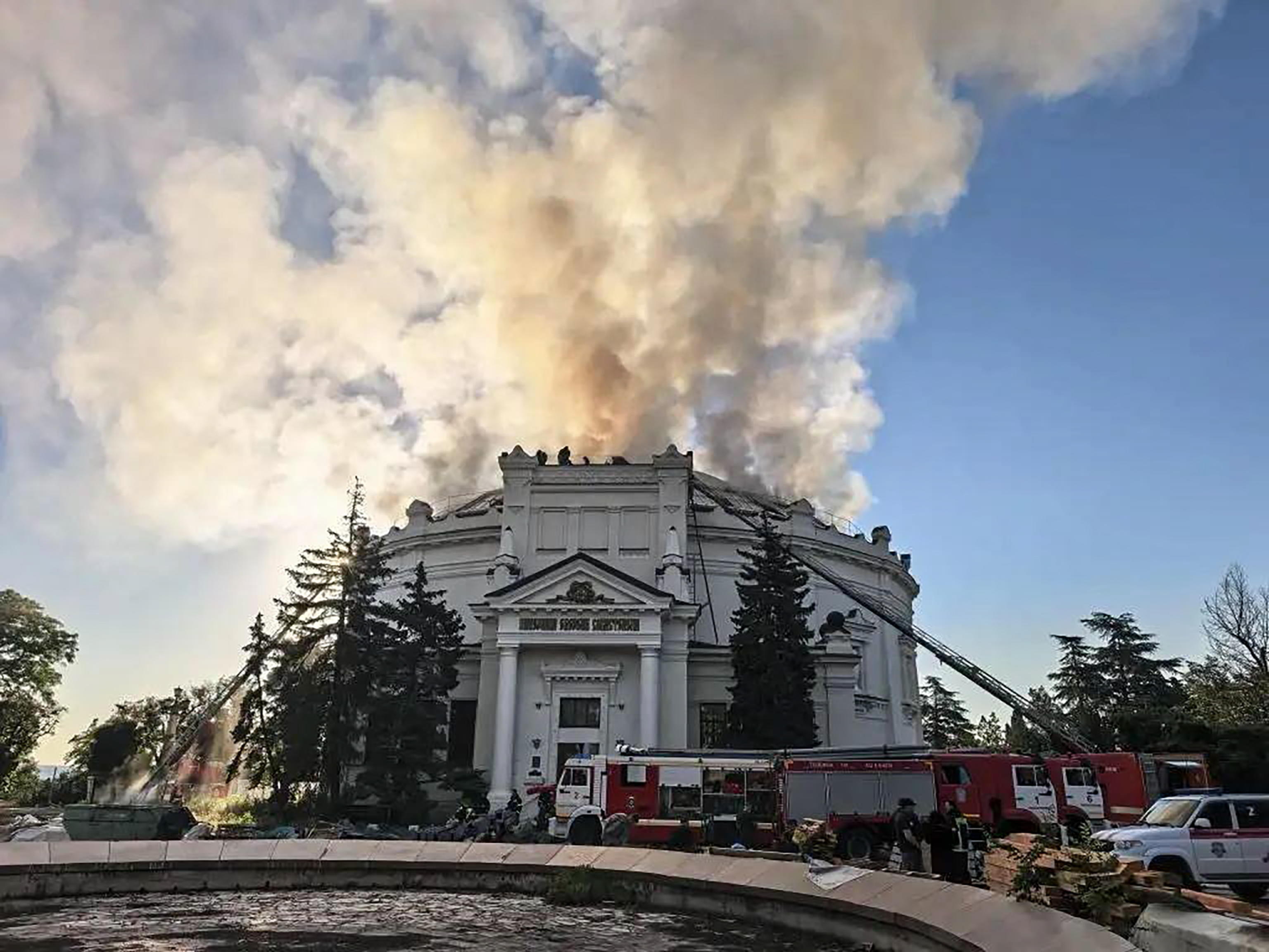 Attacchi ucraini: in Crimea diverse città al buio