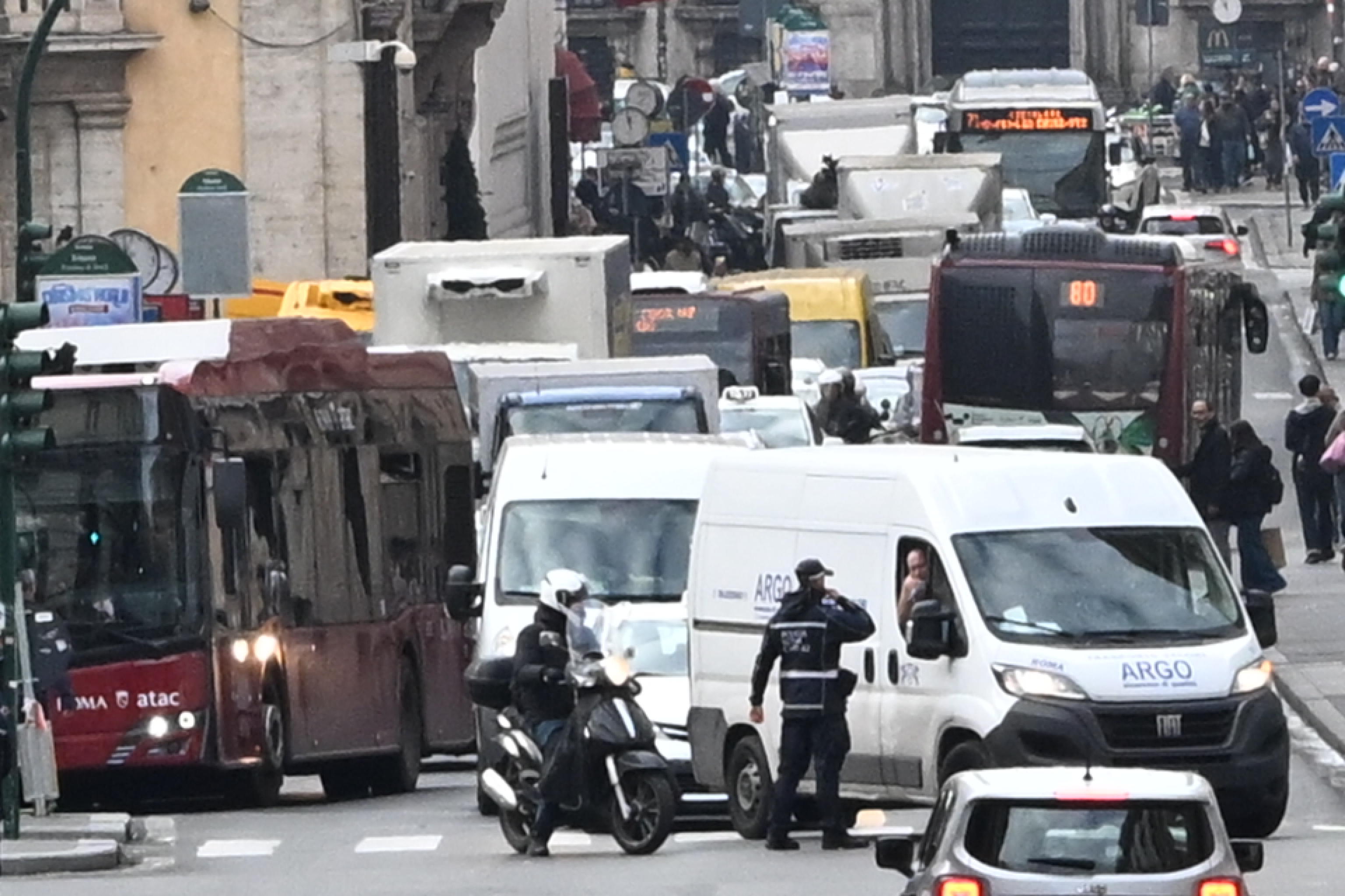 Inquinamento e mobilità nella prima metà 2026