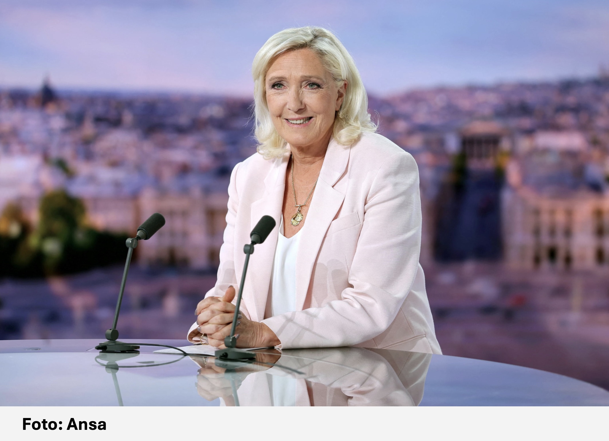 Marine Le Pen ha lanciato la sua campagna elettorale