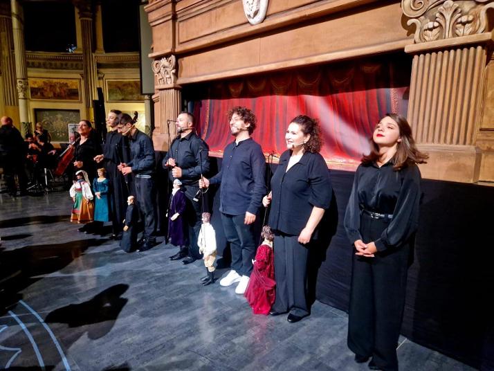Roma, successo per “Tosca” con i pupi siciliani