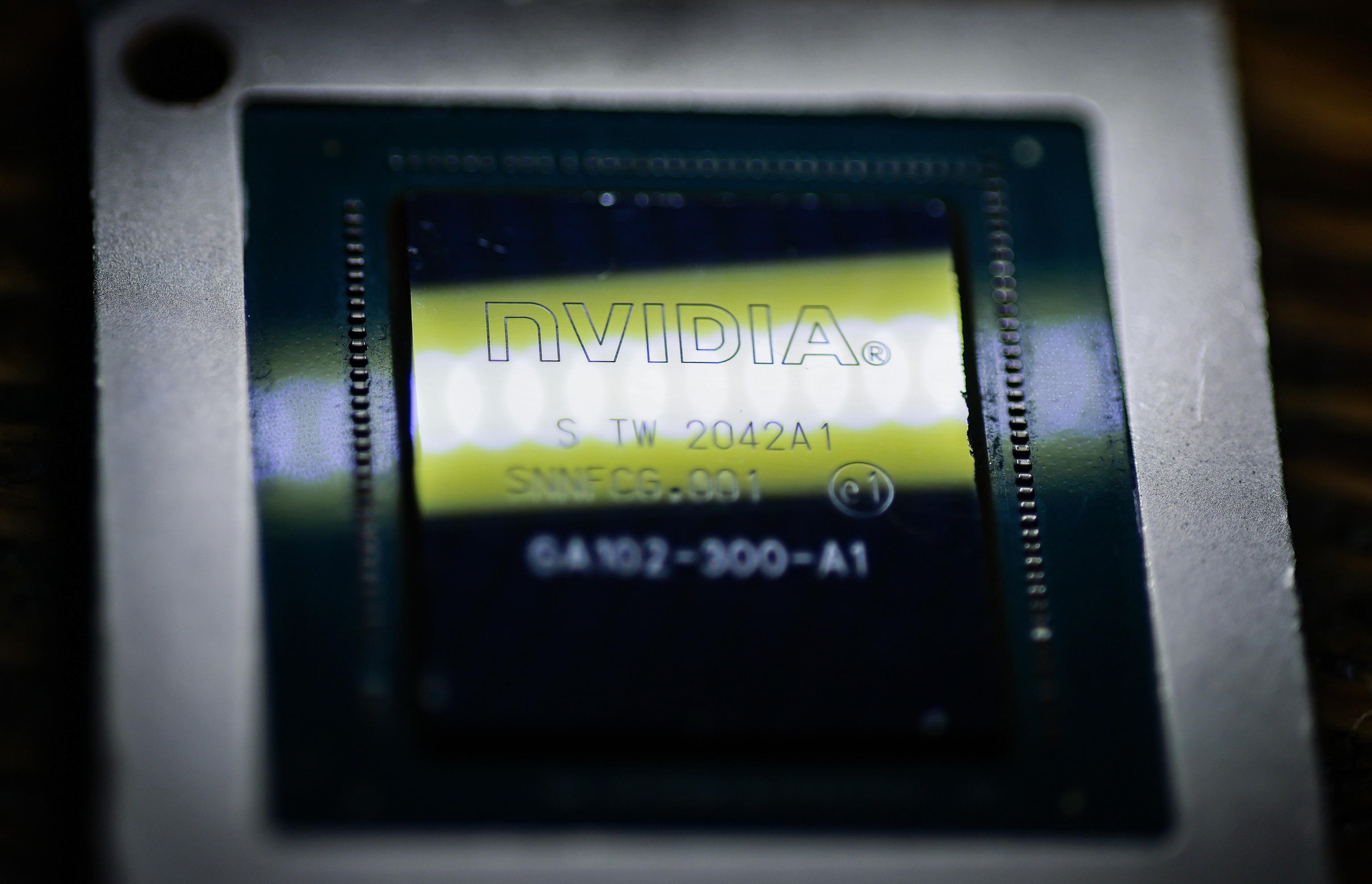 Arrestato un dipendente Nvidia: vendeva chip alla Cina