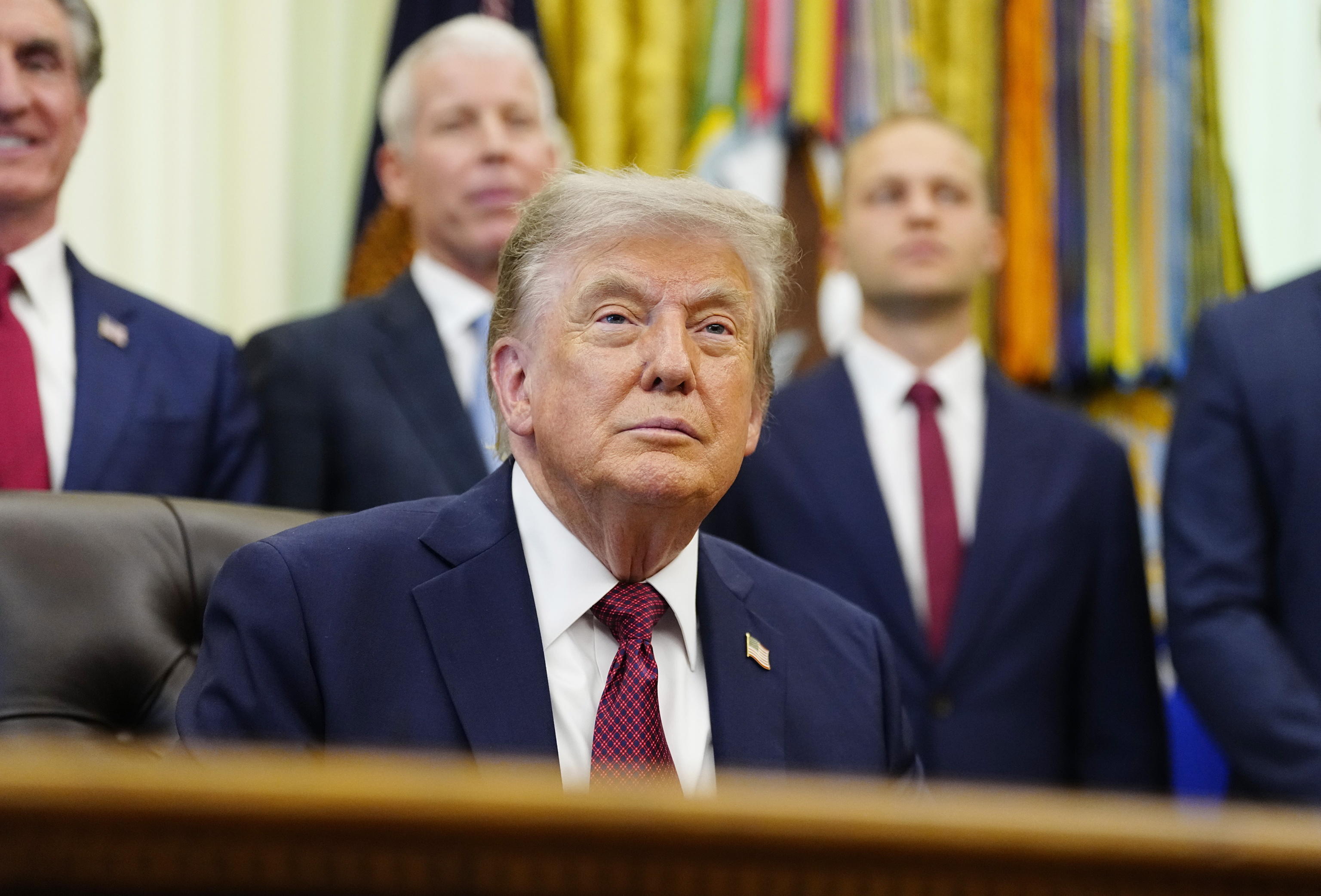 Trump vuole trattare con l’Iran, oggi riceve Netanyahu