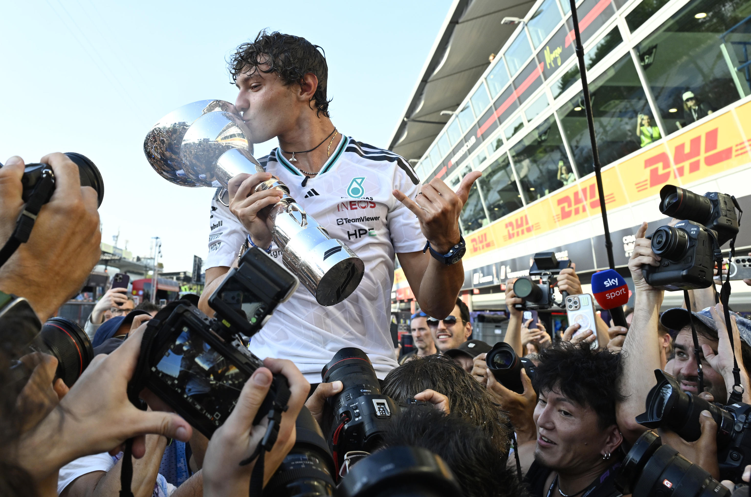 Storico Antonelli: vince a Monza dalle retrovie