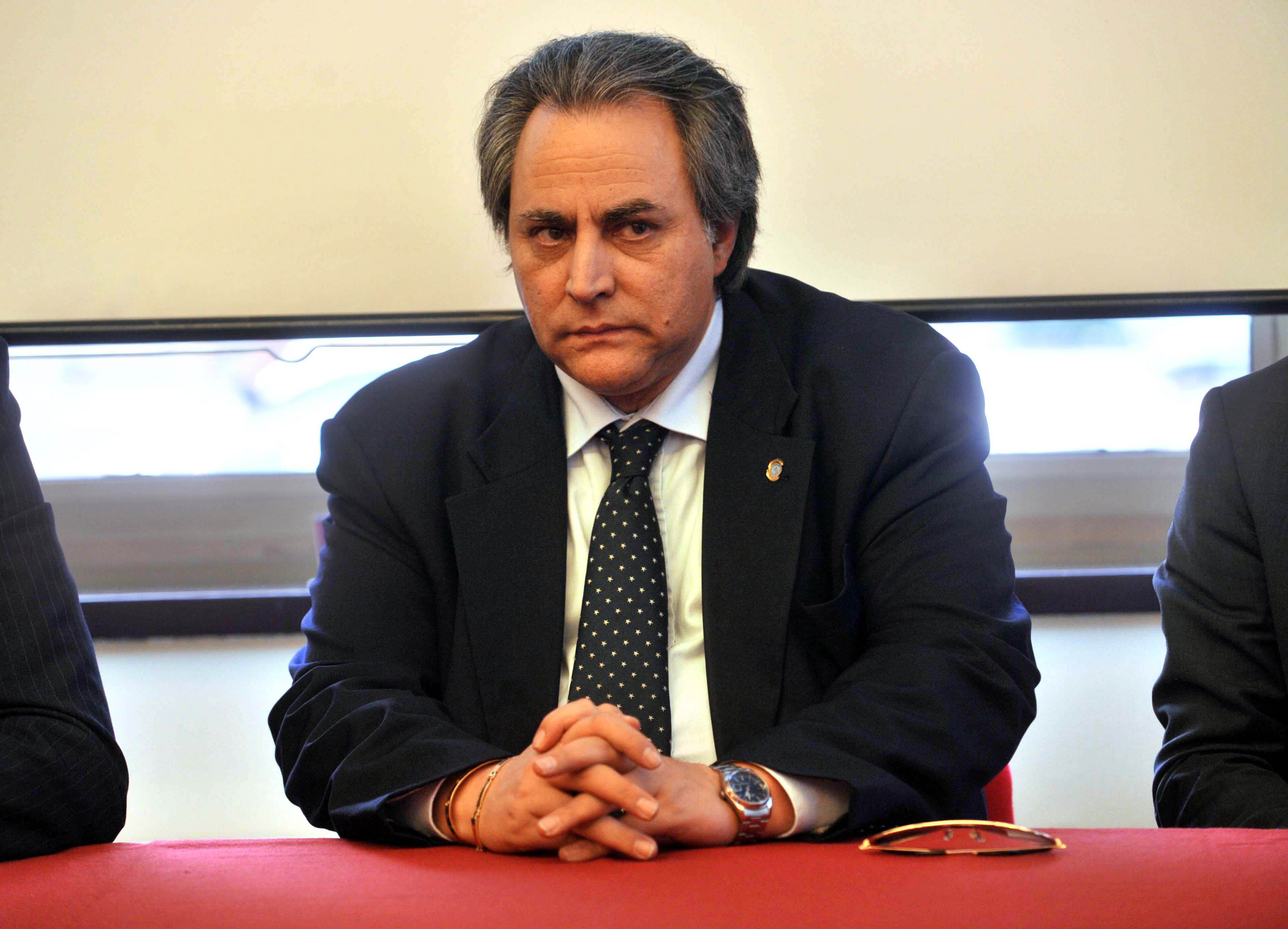 Il “Popolo d’Italia” lancia la sfida per un nuovo centro moderato