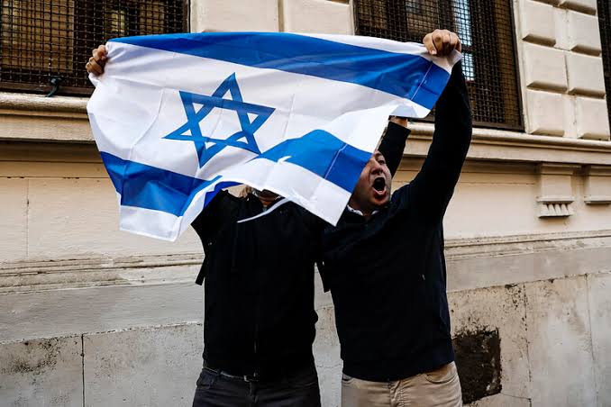 Nietzsche, il risentimento gregario e l’antisemitismo